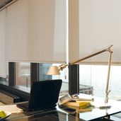 aktuell ROLLO Vertriebsgesellschaft mbH - Bildschirmbeschattung aus Hamburg